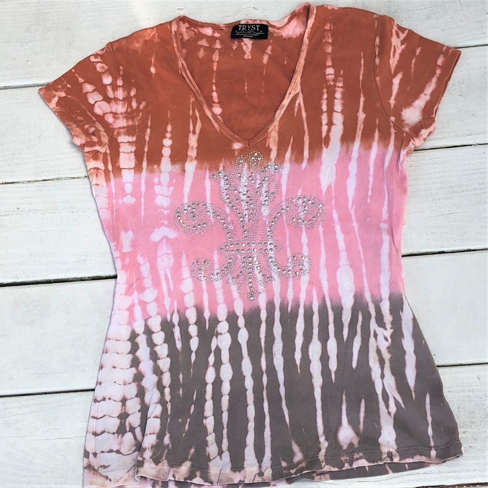 TRYST Women's Top Graphic Metal Sequin Cotton Top